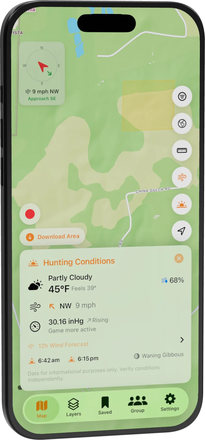 WikiHunt hunting conditions card with wind compass, pressure trend, sunrise, sunset, and moon phase